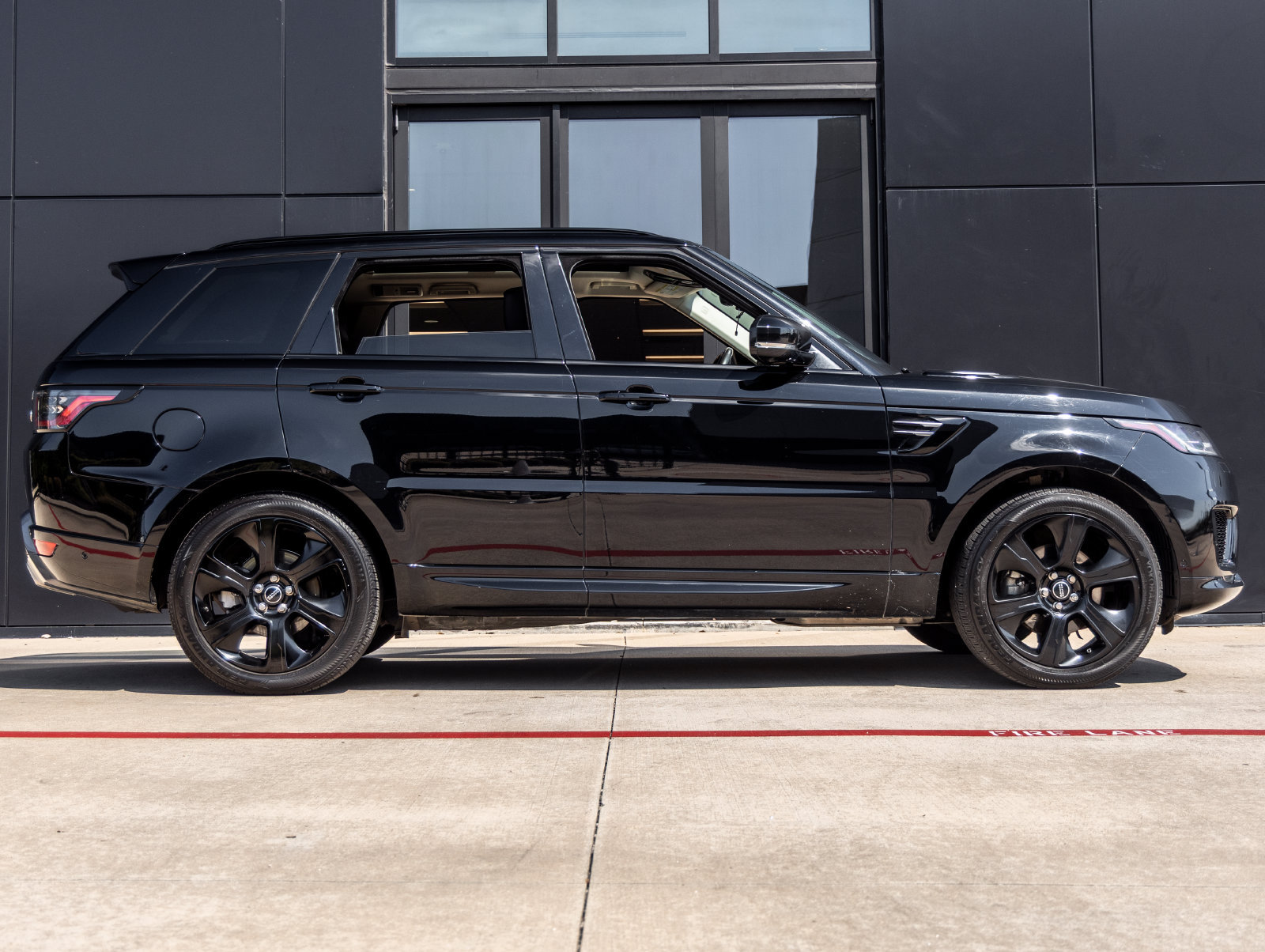 Used 2020 Land Rover Range Rover Sport HSE AWD/4WD image 10