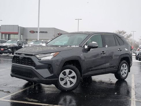 Used 2025 Toyota RAV4 LE image 2