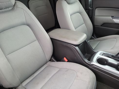 Used 2016 Chevrolet Colorado LT w/ LT Convenience Package image 13