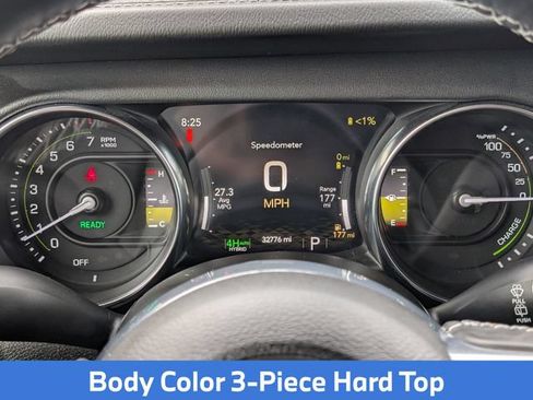 Used 2022 Jeep Wrangler Unlimited Sahara w/ Safety Group AWD/4WD image 19