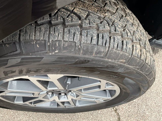 Used 2025 Ford Expedition Active AWD/4WD image 5