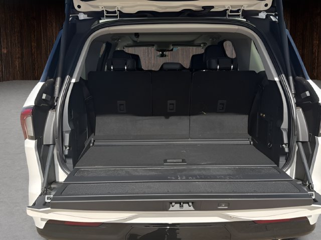 New 2025 Lincoln Navigator Reserve AWD/4WD image 10