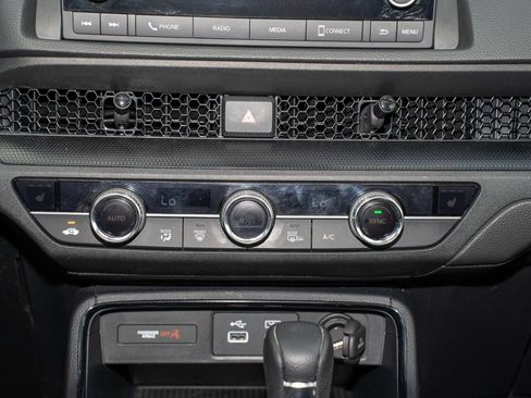 Certified 2023 Honda CR-V EX image 23