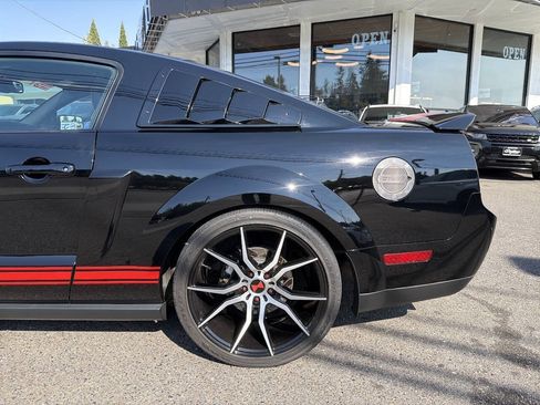 Used 2009 Ford Mustang Shelby GT500 RWD image 3
