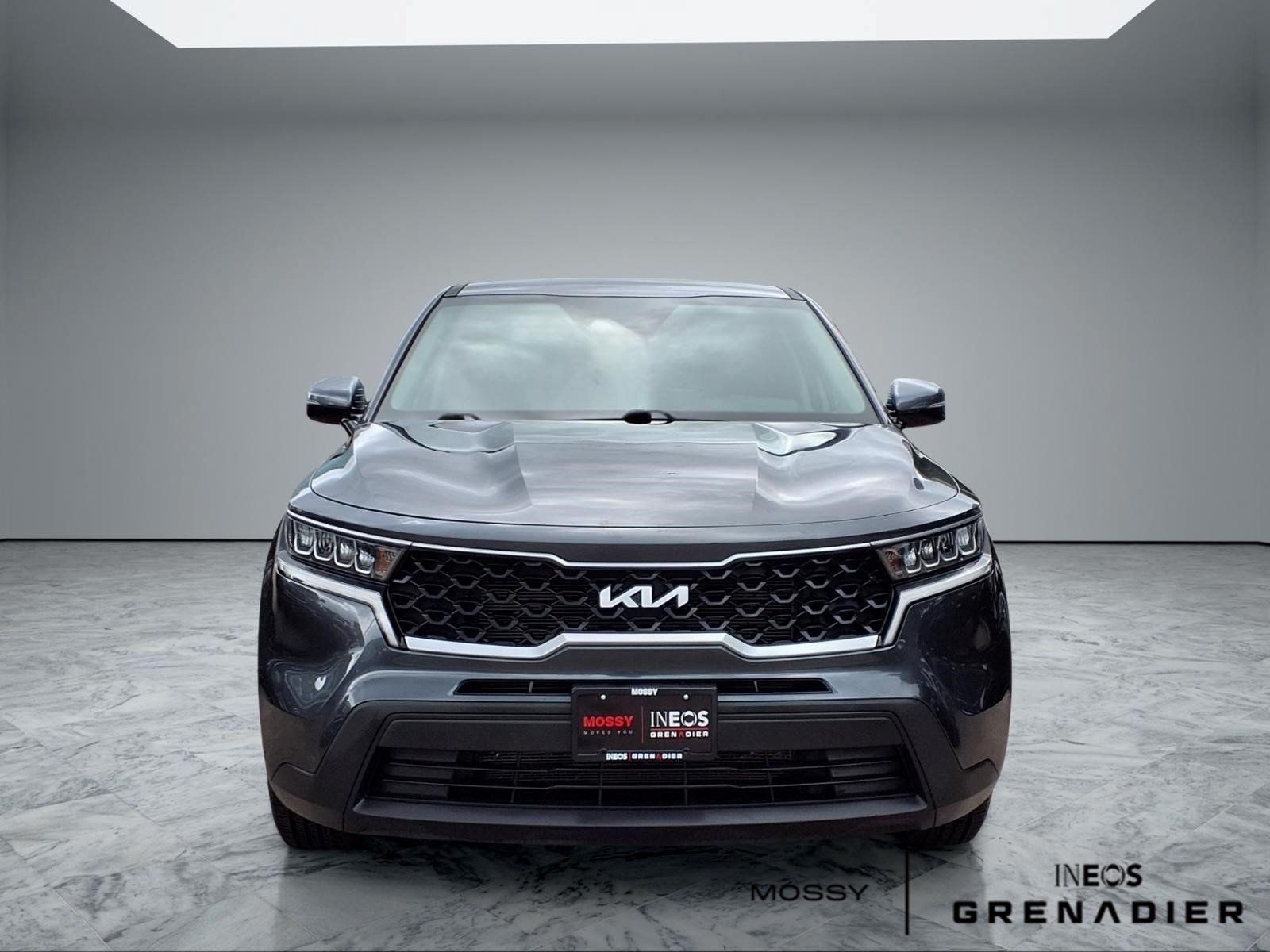 Used 2022 Kia Sorento LX FWD image 3