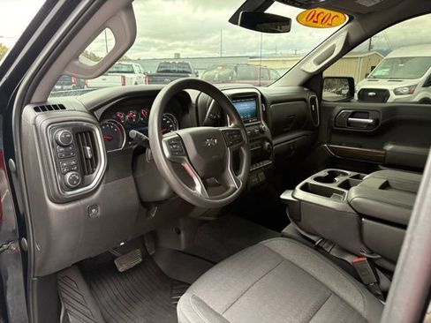 Used 2020 Chevrolet Silverado 1500 RST image 10