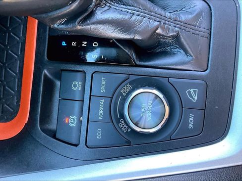 Used 2024 Toyota RAV4 Adventure image 32