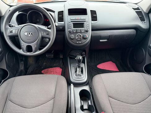 Used 2012 Kia Soul 5dr Wgn Auto Base image 21