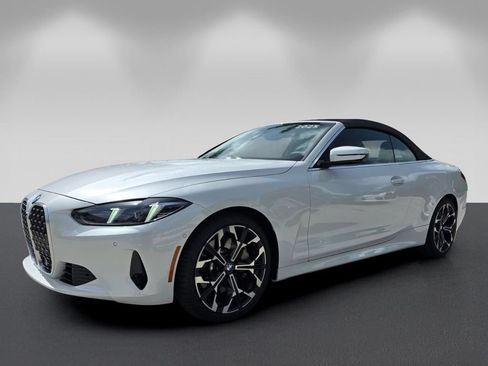 Used 2025 BMW 430i Convertible w/ Premium Package RWD image 8