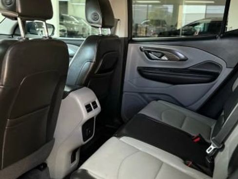 Used 2019 GMC Terrain SLT w/ Preferred Package image 12