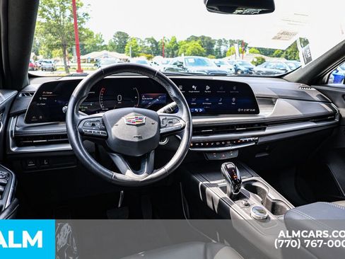 Used 2024 Cadillac XT4 Premium Luxury FWD image 29