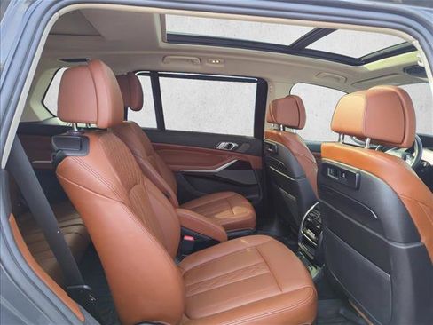 Used 2021 BMW X7 xDrive40i image 18