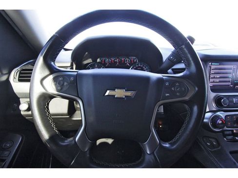 Used 2019 Chevrolet Tahoe LT image 9