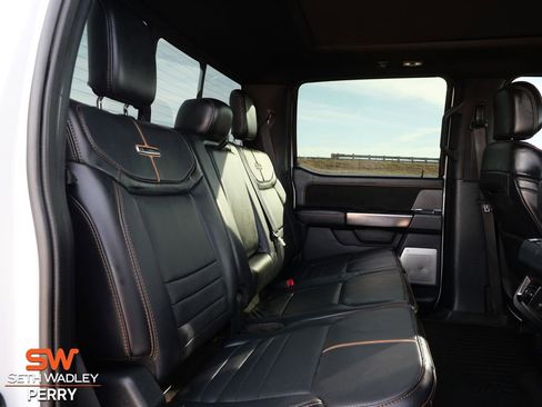 Used 2023 Ford F250 Platinum w/ FX4 Off-Road Package image 15
