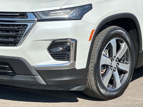 Certified 2023 Chevrolet Traverse LT w/ LT Premium Package AWD/4WD image 7