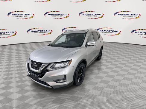 Used 2019 Nissan Rogue SL w/ Premium Package image 4