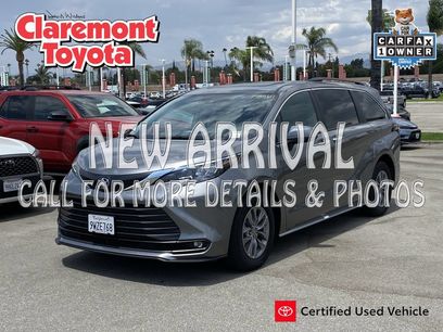 Certified 2026 Toyota Sienna XLE