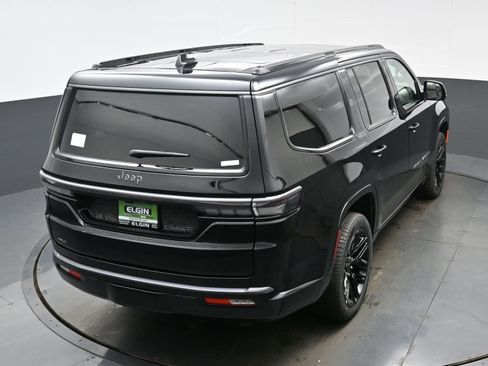 New 2026 Jeep Grand Wagoneer Limited image 23