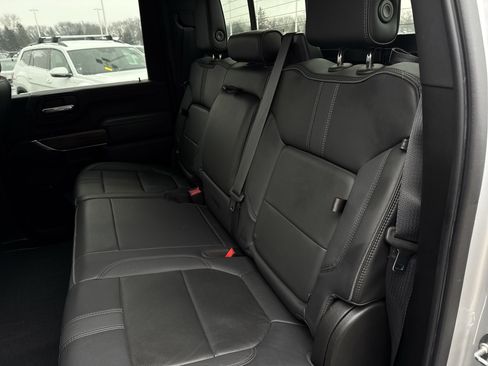 Certified 2022 Chevrolet Silverado 2500 High Country w/ Z71 Off-Road Package image 25