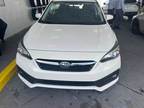 Used 2022 Subaru Impreza 2.0i Premium AWD/4WD image 2