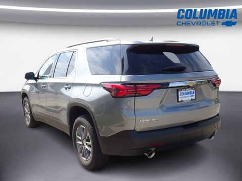 Used 2023 Chevrolet Traverse LT FWD image 5