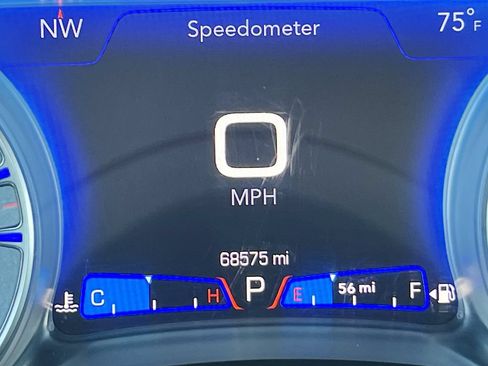 Used 2019 Chrysler 300 Touring w/ Sport Appearance Package RWD image 12