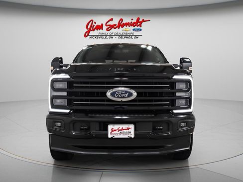 Used 2025 Ford F250 Platinum image 2
