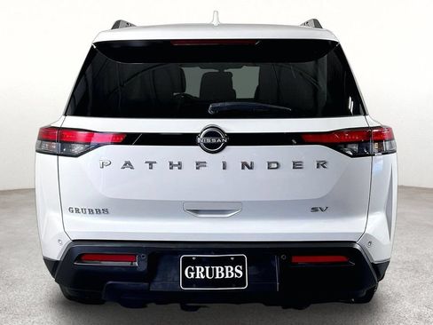Used 2022 Nissan Pathfinder SV FWD image 6