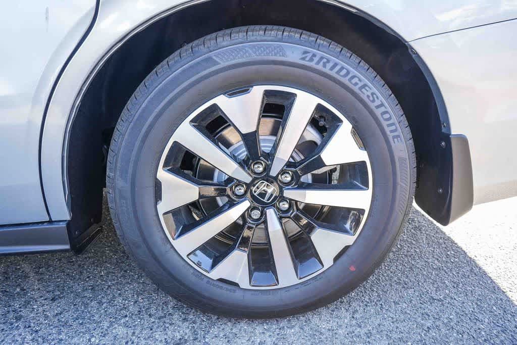 Certified 2026 Honda Odyssey EX-L image 10