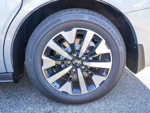 Certified 2026 Honda Odyssey EX-L image 10