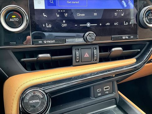Used 2025 Lexus NX 350 AWD w/ Accessory Package (A2) image 35