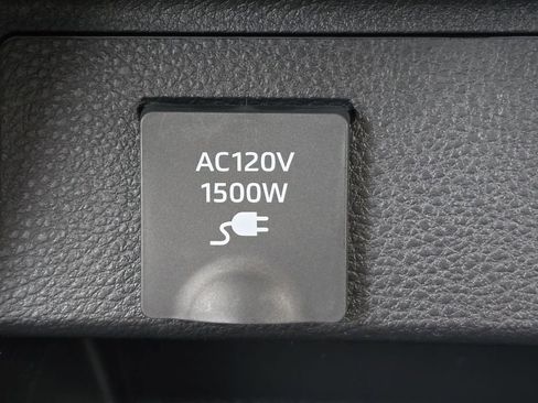 New 2026 Toyota Sienna XLE image 29