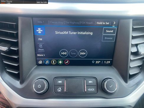 Used 2021 GMC Acadia SLE w/ Elevation Edition AWD/4WD image 26