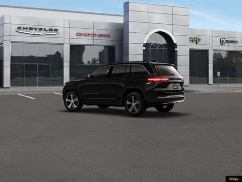 New 2026 Jeep Grand Cherokee Limited AWD/4WD image 4