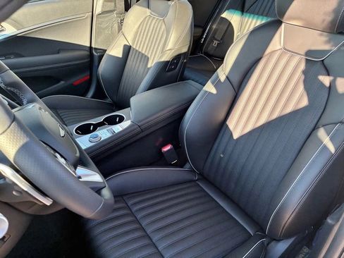 Used 2026 Genesis G70 2.5T Prestige RWD image 9