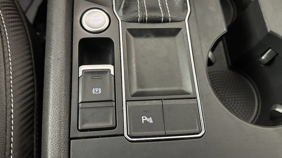 Used 2021 Volkswagen Atlas Cross Sport SE FWD image 23