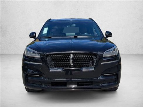 Used 2022 Lincoln Aviator Reserve w/ Equipment Group 201A image 2