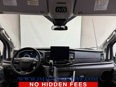 Used 2023 Ford Transit 350 XLT image 11