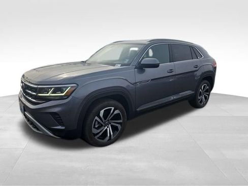 Used 2022 Volkswagen Atlas Cross Sport SEL image 3