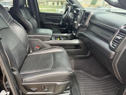 Used 2022 RAM 2500 Limited image 24