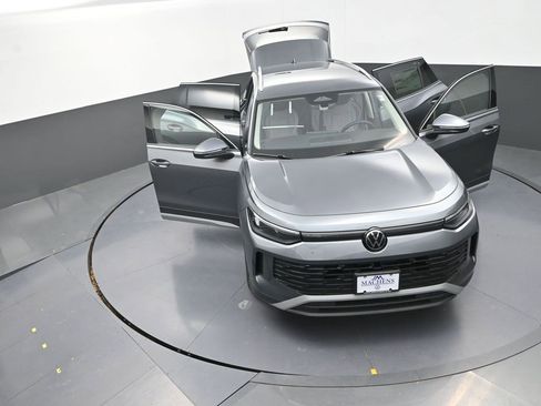 New 2026 Volkswagen Tiguan S AWD/4WD image 30