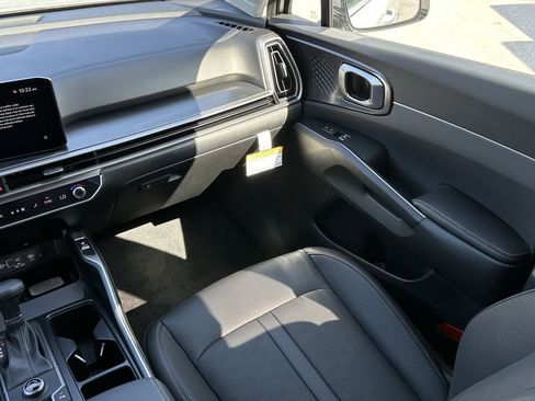 New 2026 Kia Sorento S image 15