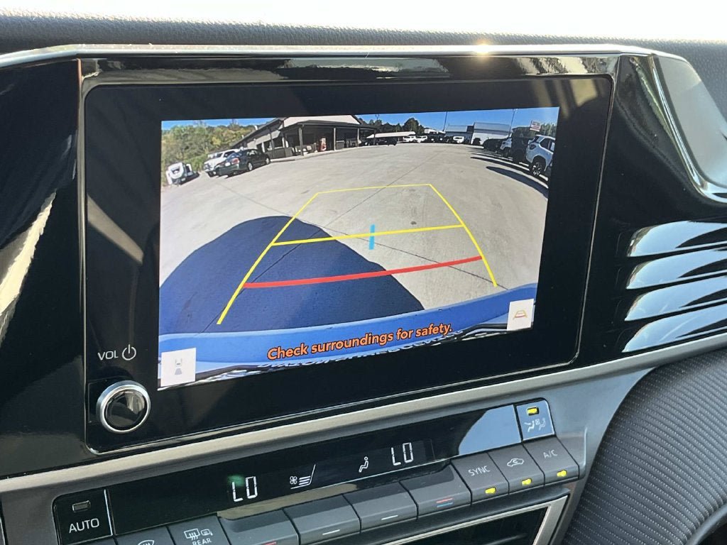 Used 2025 Toyota Camry SE FWD image 28