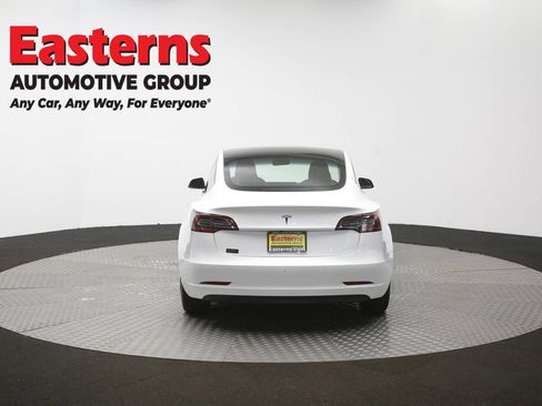 Used 2022 Tesla Model 3 RWD image 32