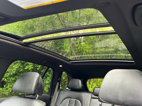 Used 2020 BMW X5 M50i w/ Premium Package AWD/4WD image 30