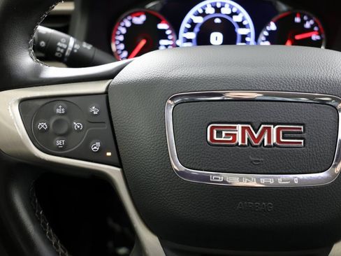 Used 2023 GMC Acadia Denali w/ Denali Technology Package AWD/4WD image 29