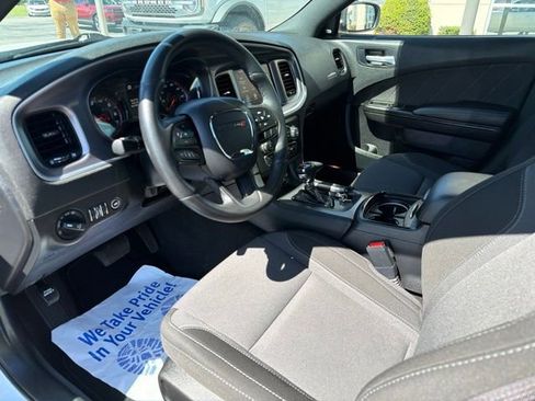 Used 2021 Dodge Charger SXT w/ Blacktop Package AWD/4WD image 10