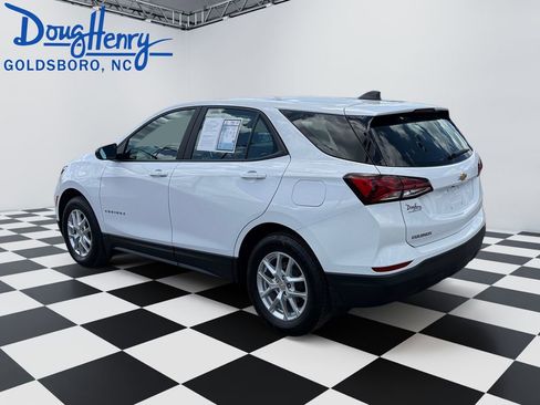 Used 2023 Chevrolet Equinox LS w/ LPO, Floor Liner Package AWD/4WD image 3