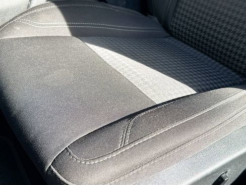 Used 2023 Dodge Charger SXT w/ Blacktop Package image 16