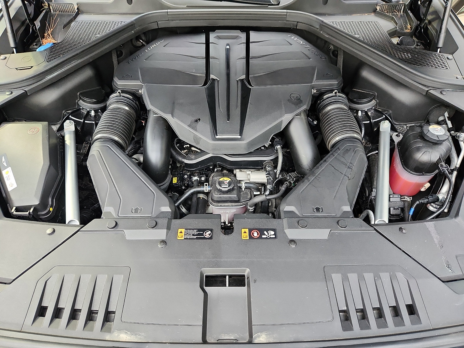 Certified 2025 Genesis GV80 3.5T e-SC AWD/4WD image 32